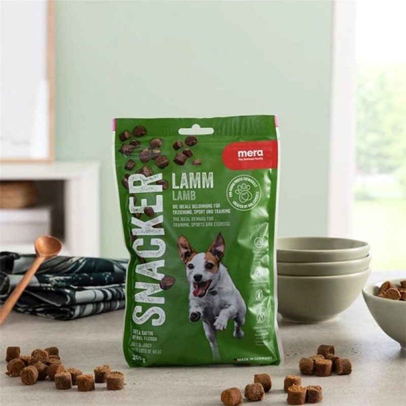 Mera Snacker 200 Gr Kuzu Etli Yumuşak Köpek Ödülü Maması 